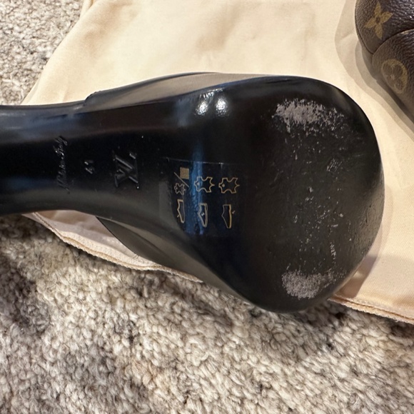 Louis Vuitton Platform heels - Picture 10 of 10
